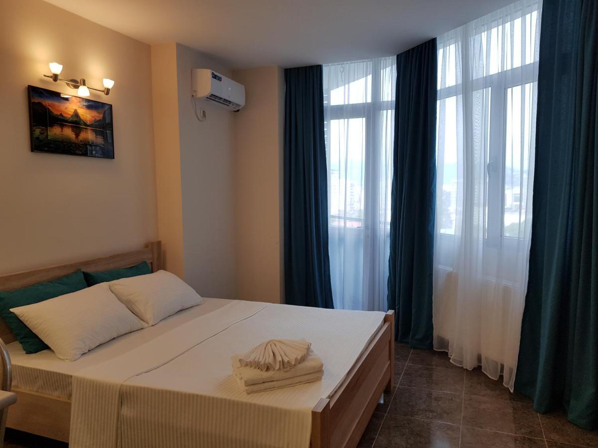 Breeze Batumi Apartment Exterior photo