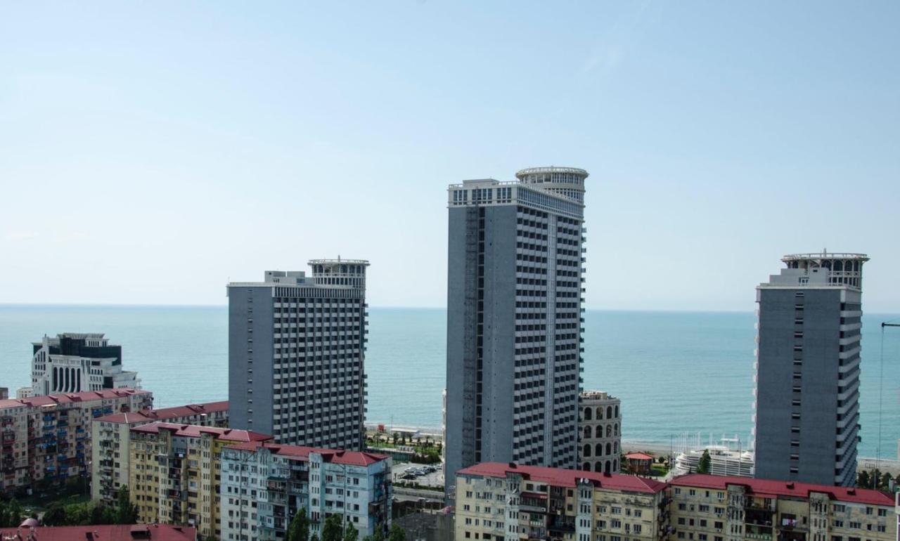 Breeze Batumi Apartment Exterior photo